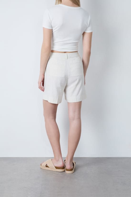 Bermuda ray&eacute;;${refinementColor}