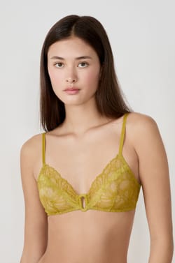 Soutien gorge triangle sans armatures en dentelle;${refinementColor}
