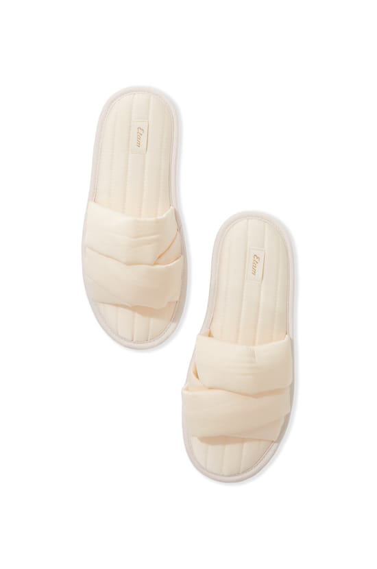 Zapatillas tipo chancla;${refinementColor}