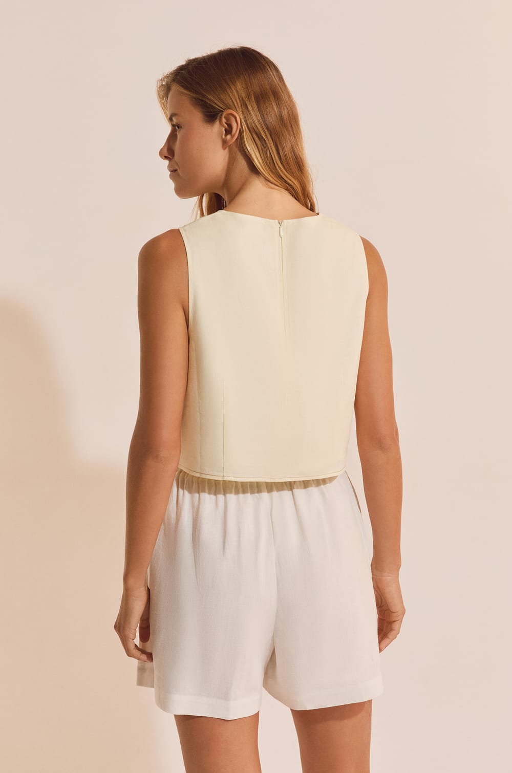 Top sans manches avec lin;${refinementColor}