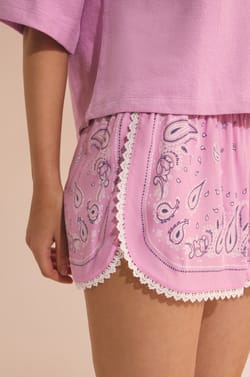 Pantal&oacute;n corto de pijama estampado;${refinementColor}