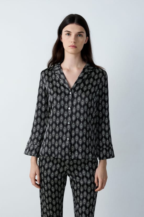 Chemise de pyjama satinée imprimée;${refinementColor}