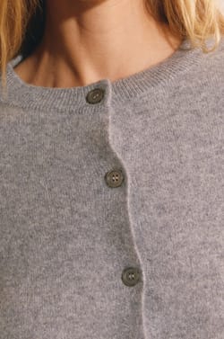 Cardigan &agrave; manches longues 100% cachemire;${refinementColor}