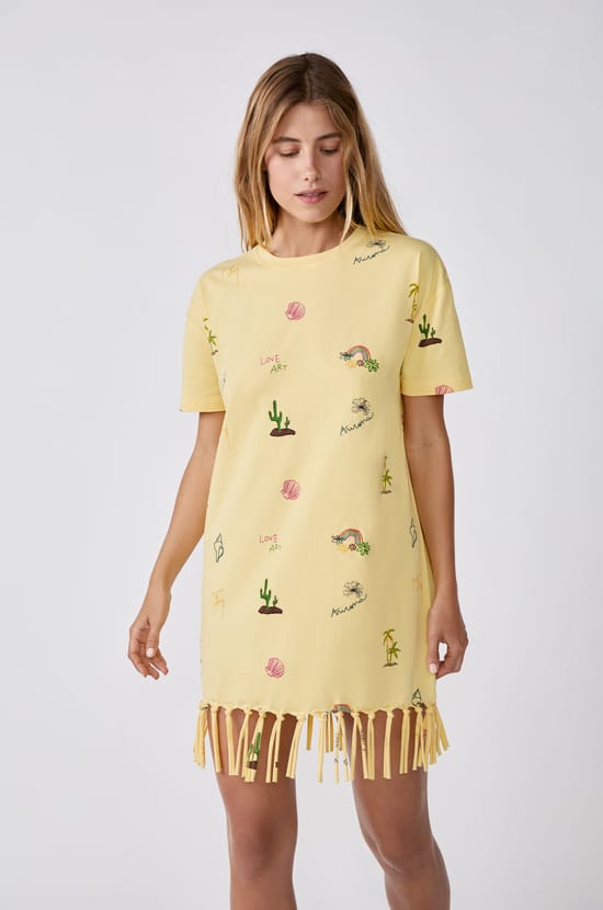 Printed T-shirt dress with fringes;${refinementColor}