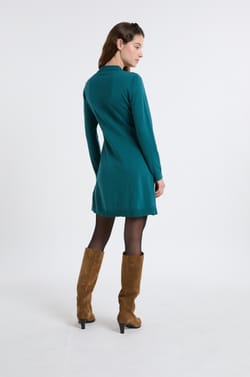 Robe manches longues avec boutons dor&eacute;s;${refinementColor}