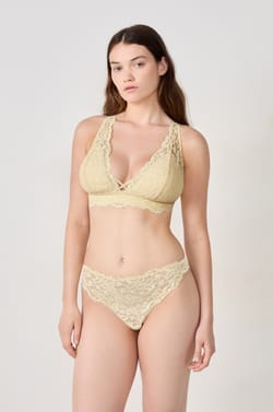 Soutien-gorge N.8 - Le triangle sans armatures;${refinementColor}