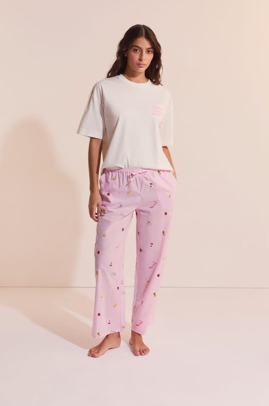 Pantalon &agrave; carreaux avec motifs fruits;${refinementColor}