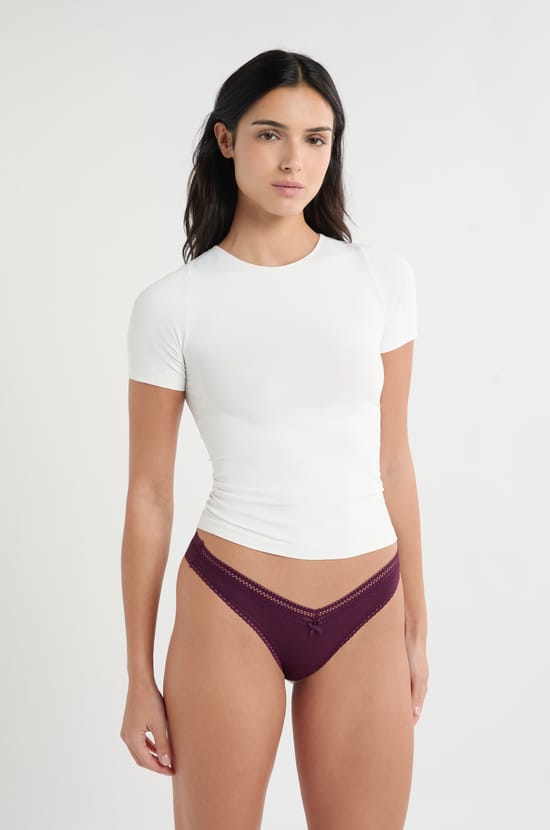 Tanga V-shape microfibre d&eacute;tails dentelle;${refinementColor}