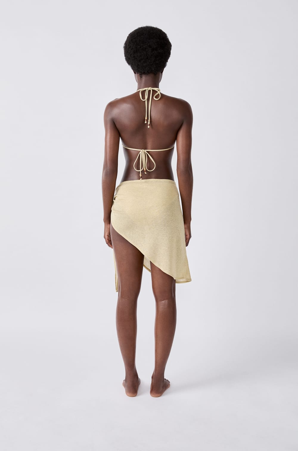 Pareo irisé pailleté;${refinementColor}