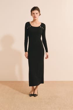 Robe longue c&ocirc;tel&eacute;e avec d&eacute;tails dor&eacute;s;${refinementColor}