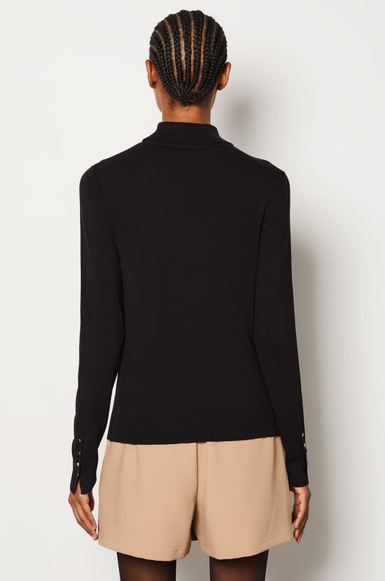 Turtleneck Sweater;${refinementColor}
