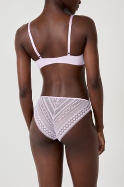 Panty con detalles de encaje;${refinementColor}