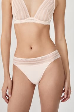 Panty de encaje;${refinementColor}