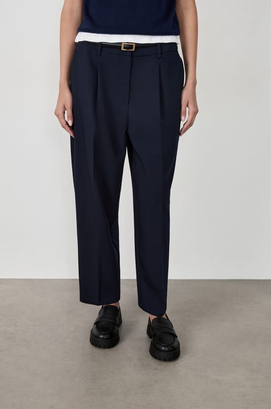 Pantalon coupe carotte;${refinementColor}