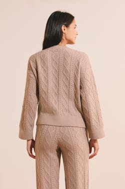 Pull en maille;${refinementColor}