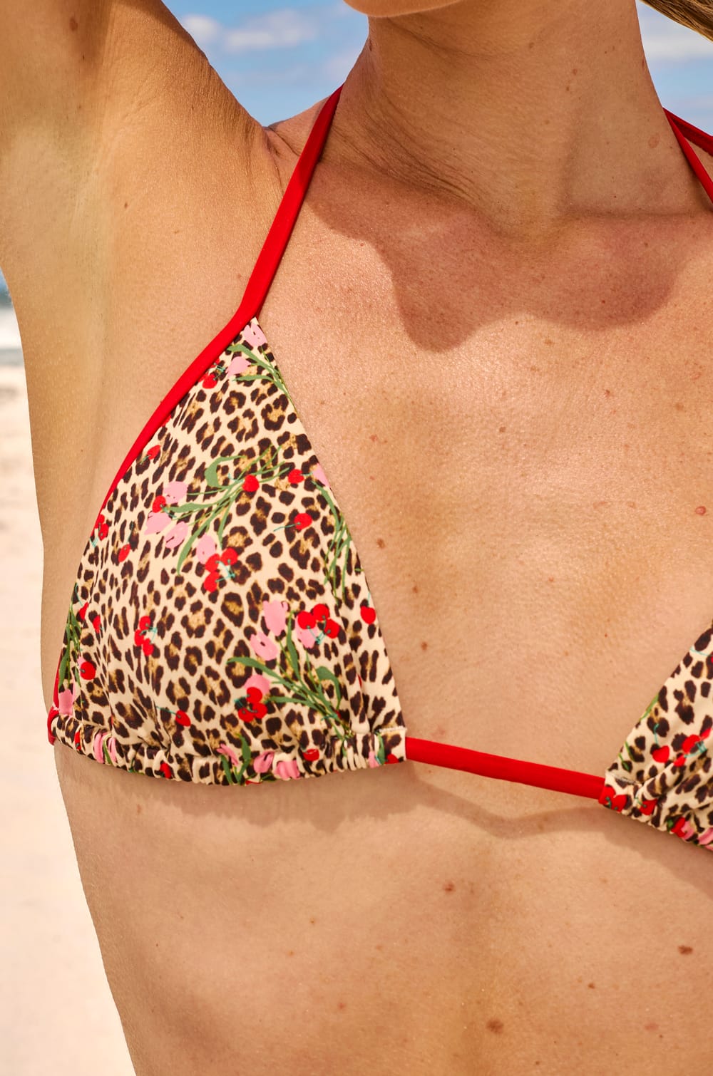 Haut de maillot de bain triangle multi positions &agrave; imprim&eacute; l&eacute;opard;${refinementColor}