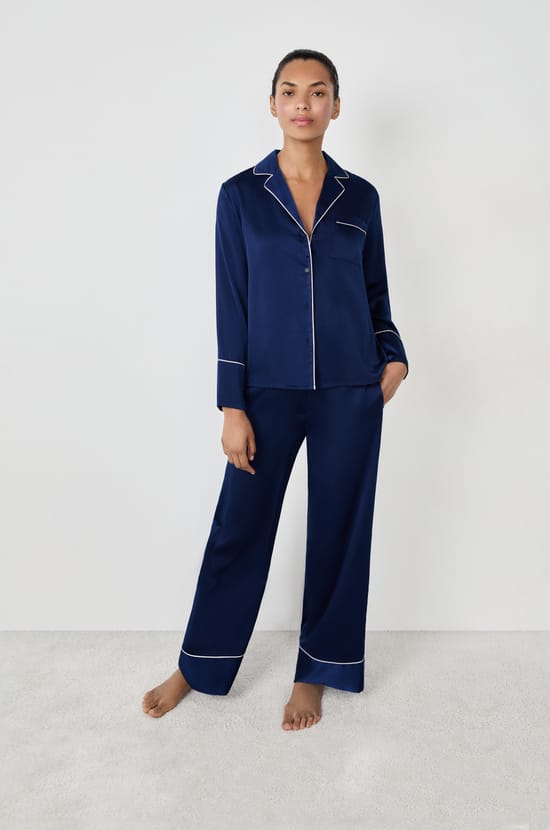 Pantalon de pyjama satiné;${refinementColor}