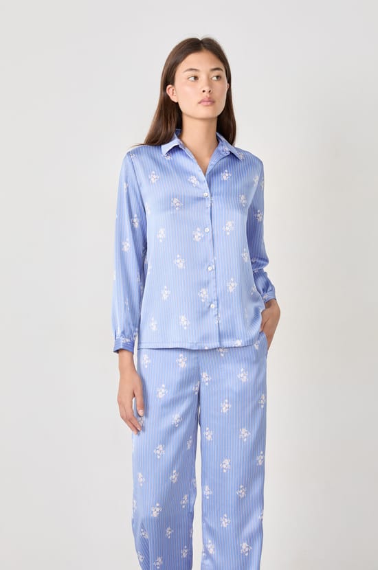 Satynowa koszula piżamowa z nadrukiem;${refinementColor}