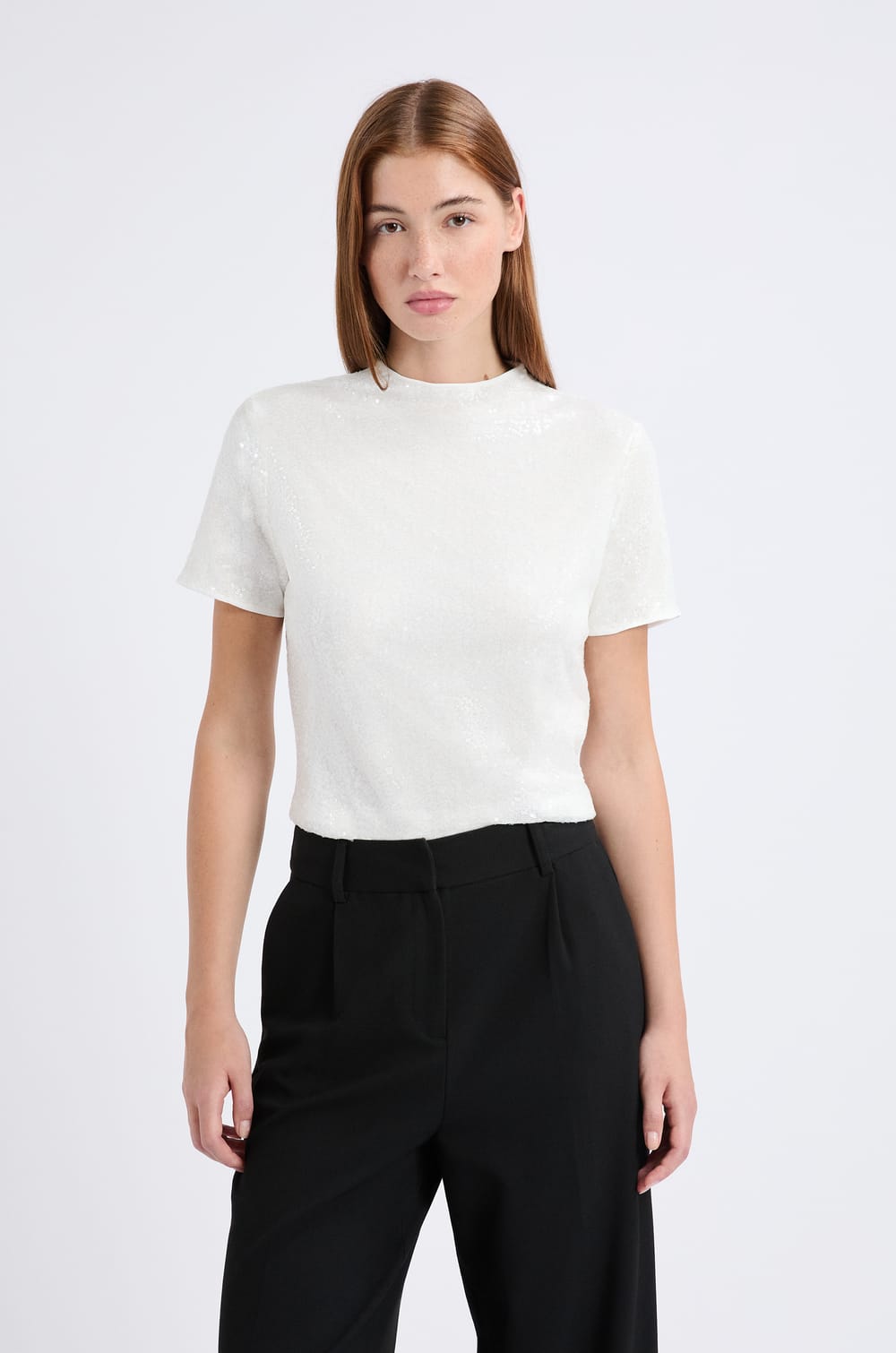 Short-sleeved sequin T-shirt;${refinementColor}