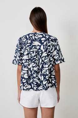 Blouse manches courtes à motifs;${refinementColor}