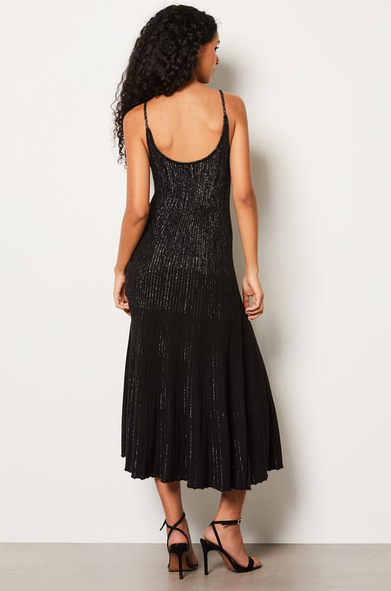 Robe longue à paillettes;${refinementColor}