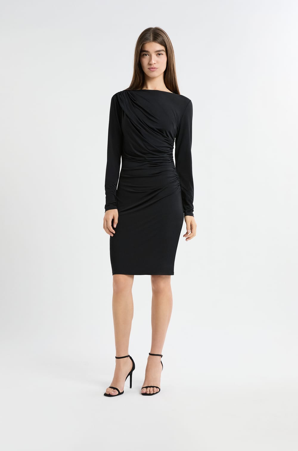 Short Fitted Dress;${refinementColor}