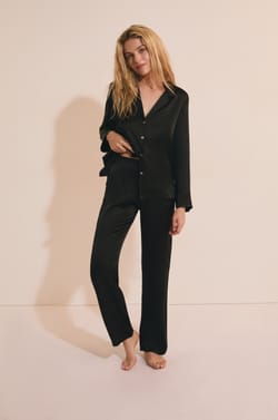 Pantal&oacute;n de seda;${refinementColor}