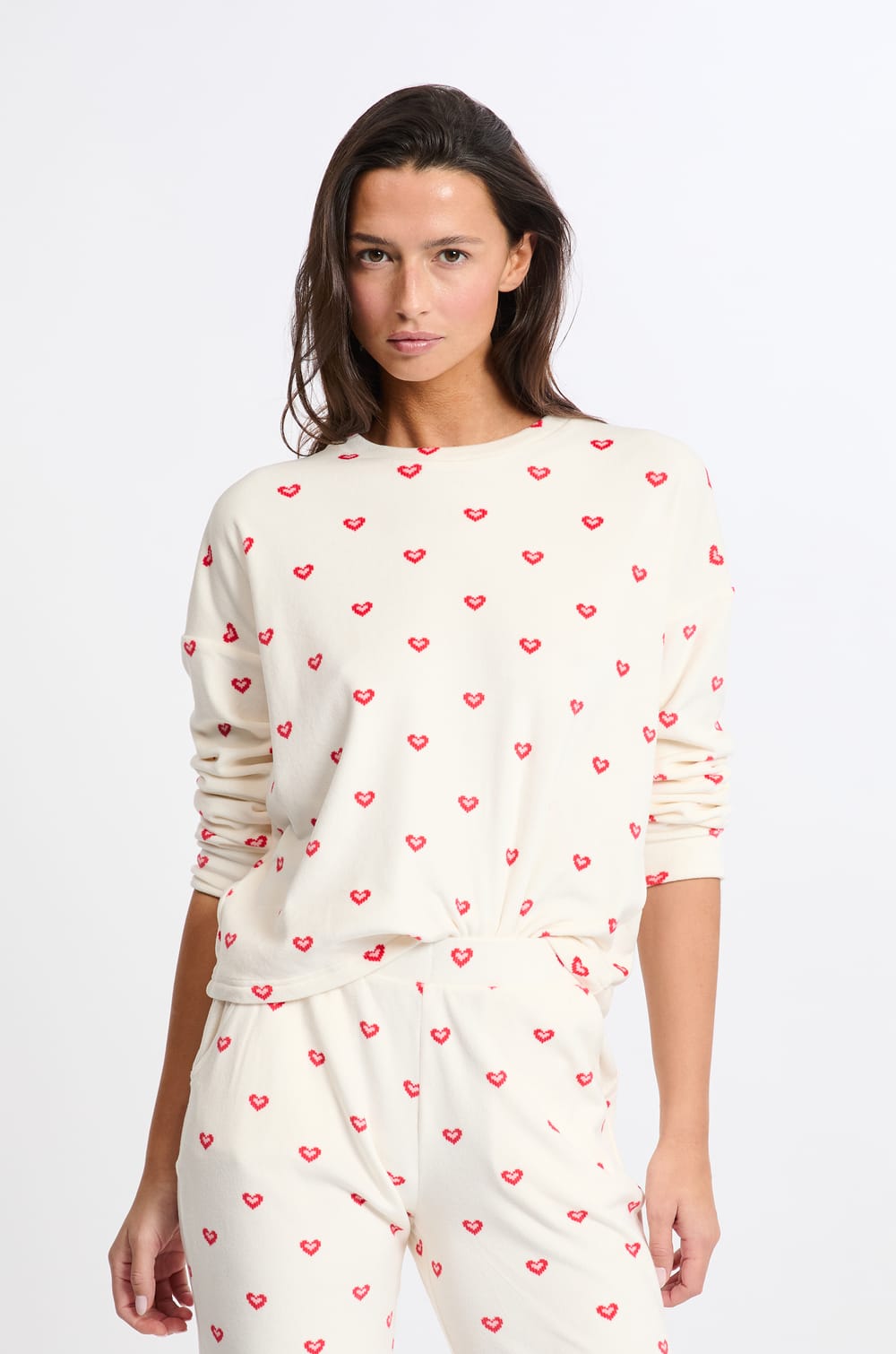 Pyjama 2 pièces à motifs coeurs;${refinementColor}