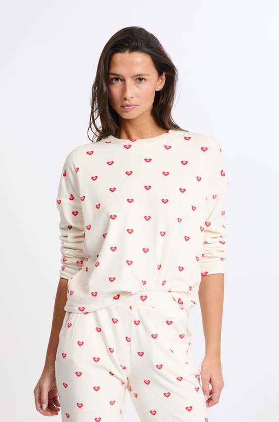 Pyjama 2 pièces à motifs coeurs;${refinementColor}