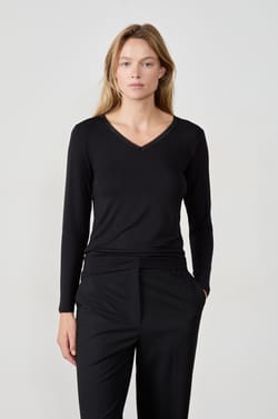 T-shirt manches longues col V en maille thermique ;${refinementColor}