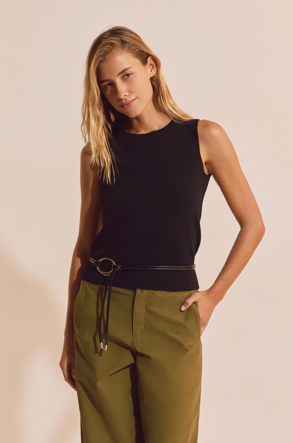 Camiseta sin mangas;${refinementColor}