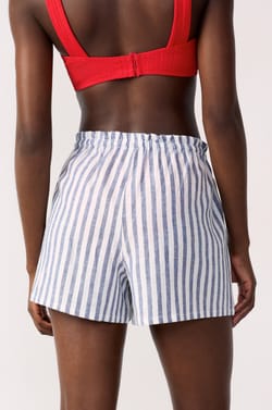 Pantalón corto de lino con lazada;${refinementColor}