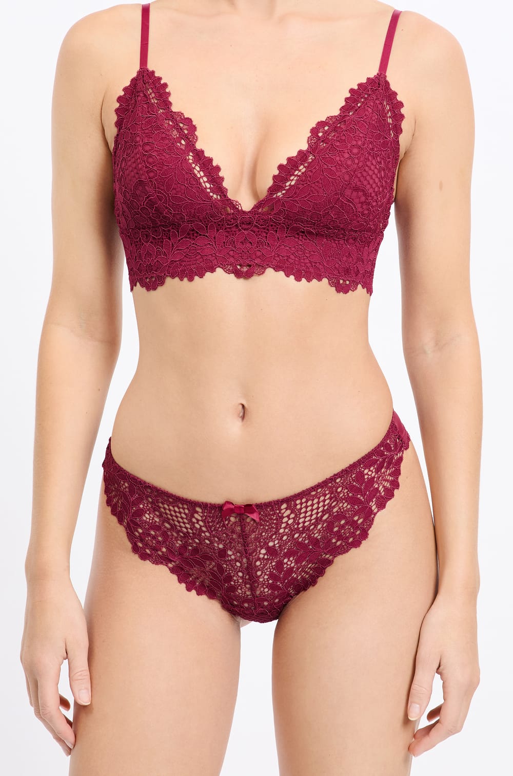 Lace Tanga;${refinementColor}