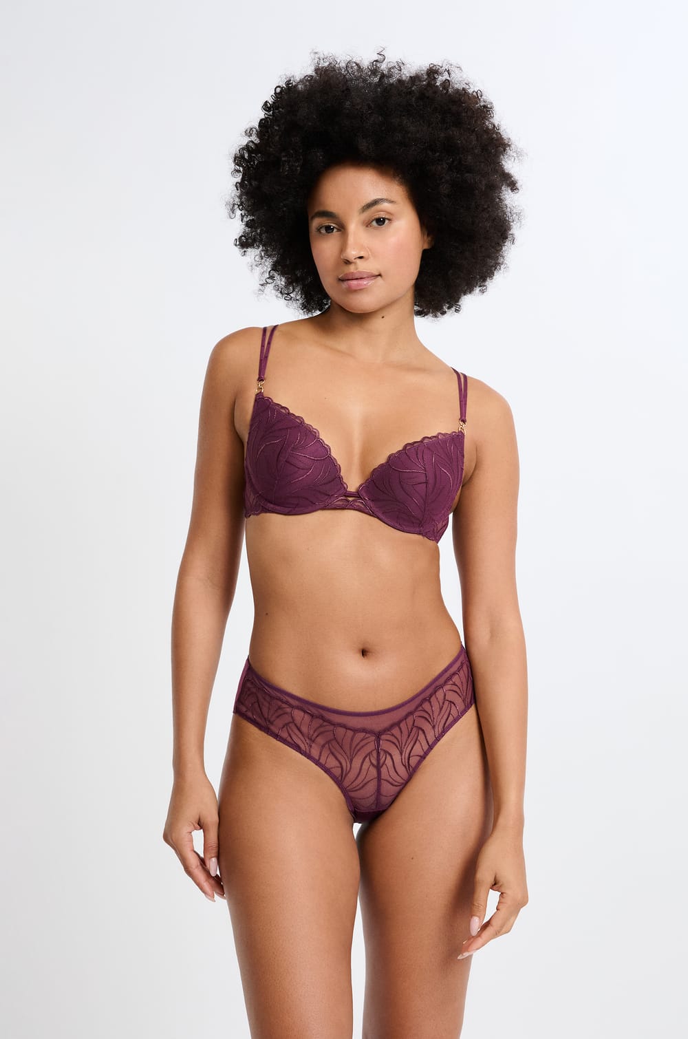 Hipster in Floral Embroidery;${refinementColor}