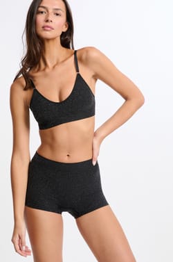 Short sans coutures iris&eacute;;${refinementColor}