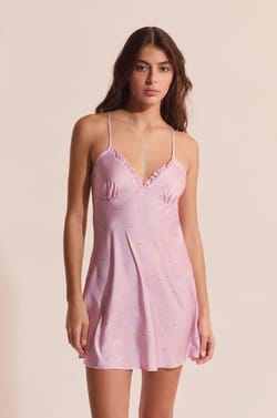 Nuisette satin&eacute;e &agrave; motifs;${refinementColor}