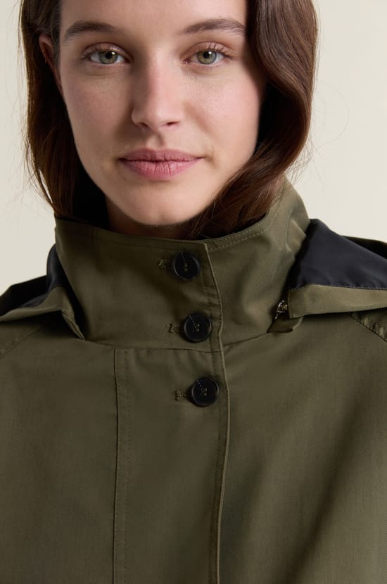 Trench &agrave; capuche avec coton;${refinementColor}