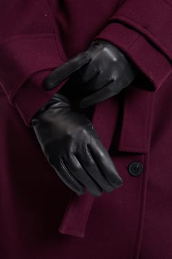 Leather Gloves;${refinementColor}