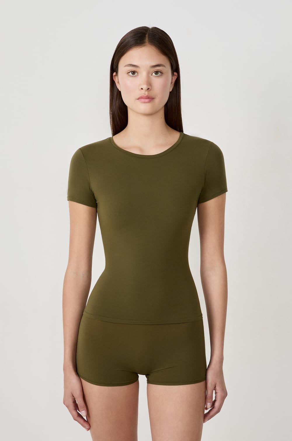 Short-sleeved microfiber T-shirt;${refinementColor}
