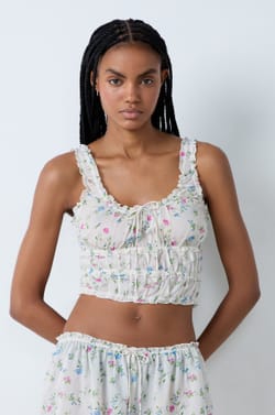 Floral print satin top;${refinementColor}