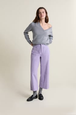 Jean droit &agrave; poches avant;${refinementColor}