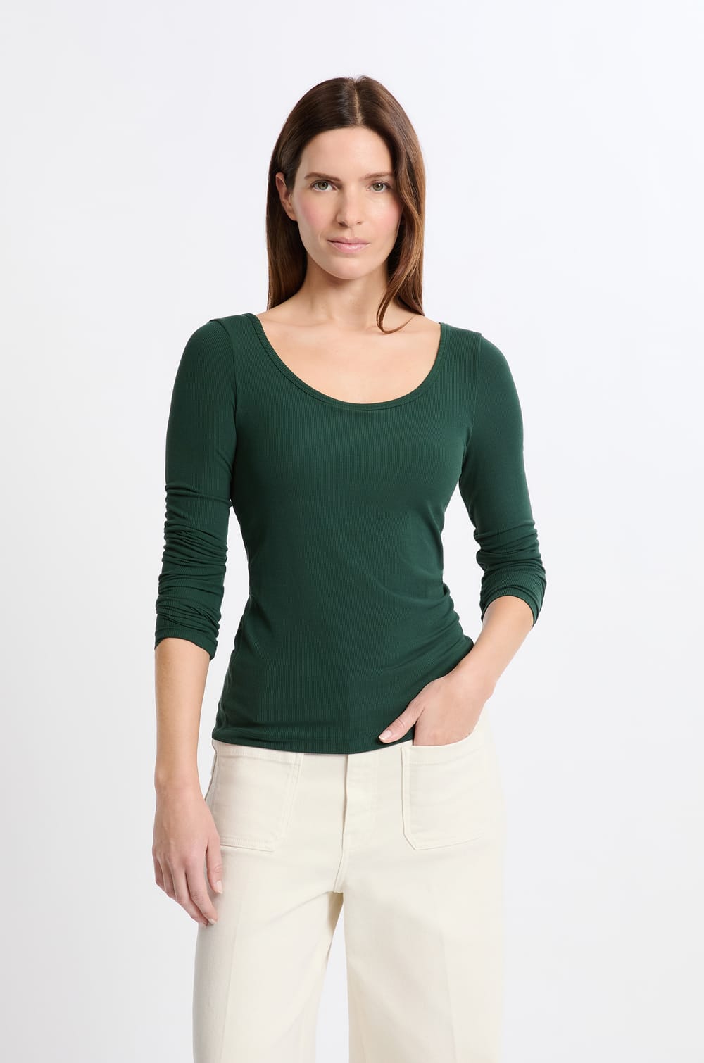 Long-sleeved round neck t-shirt with integrated bra;${refinementColor}