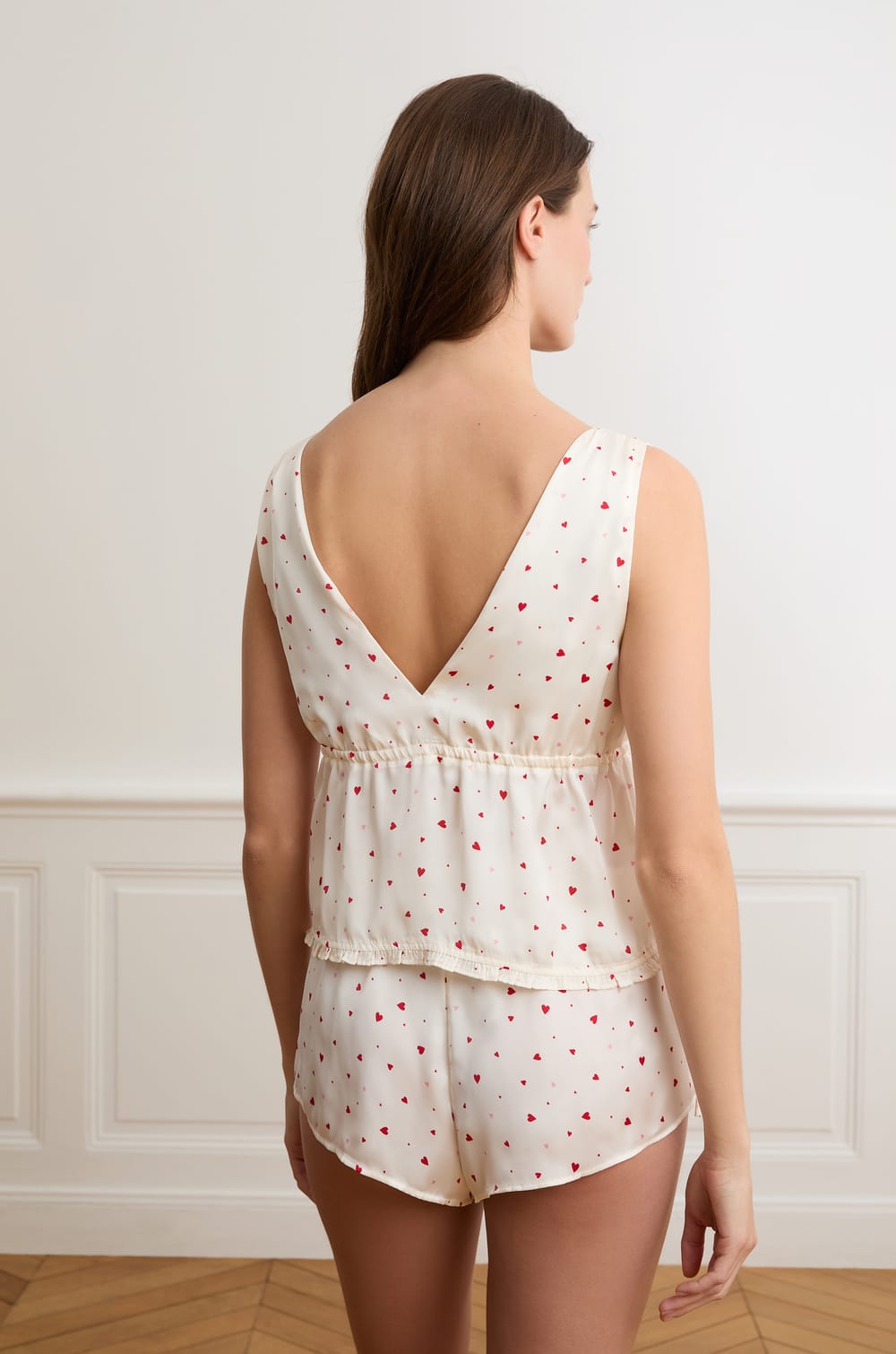 Top en satin nou&eacute; motifs coeurs;${refinementColor}