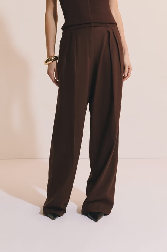 Pantalon large en lin;${refinementColor}