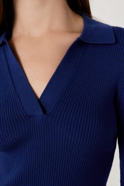 Polo manches longues;${refinementColor}