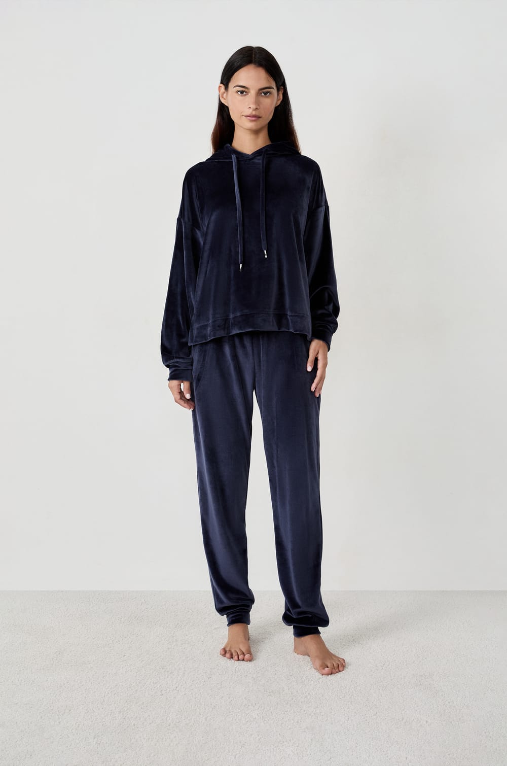 Velvet-effect pyjama trousers;${refinementColor}