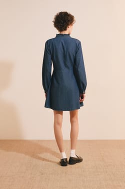 Robe courte &agrave; manches longues en jean;${refinementColor}