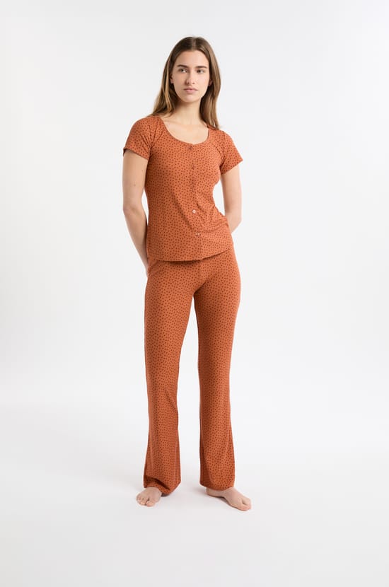 Pyjama T-shirt met hartmotief;${refinementColor}