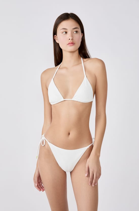 Wireless Triangle Bikini Top;${refinementColor}