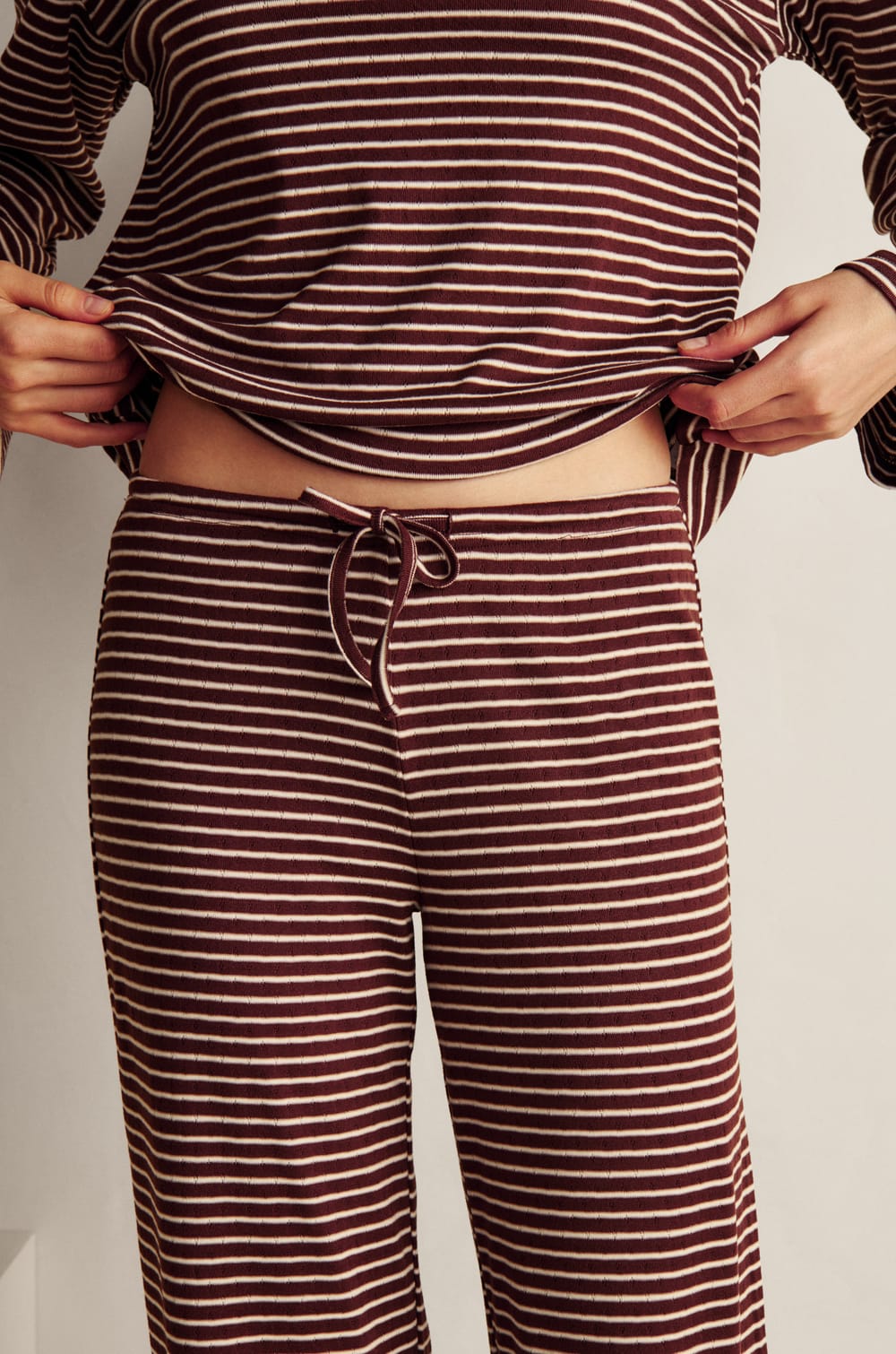 Pantalon de pyjama &agrave; rayures avec cordon de serrage;${refinementColor}